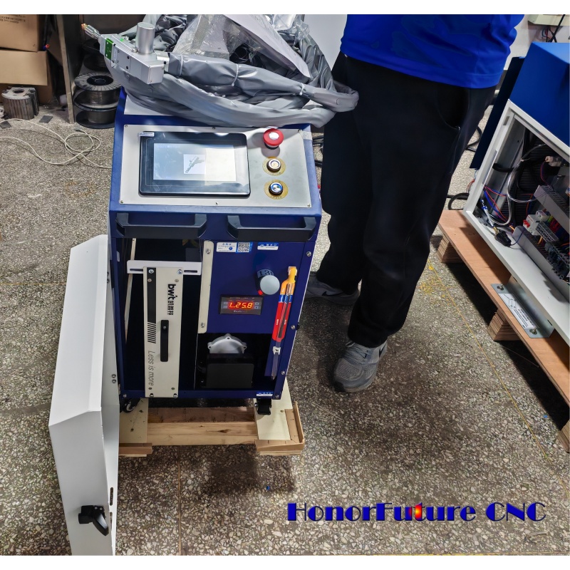 Spawarka laserowa ręczna 1500W – Industrial Laser Welder recenzja i cena